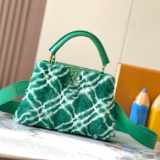 LV Capucines Bags